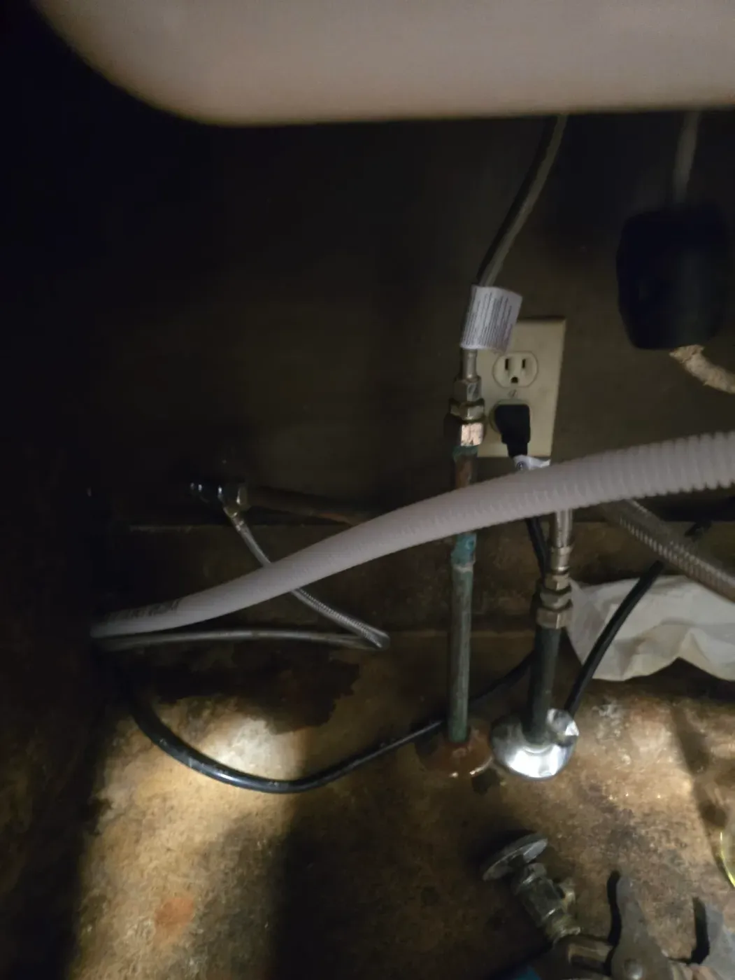 Job photo: replaced shut off valve under sink in Springfield